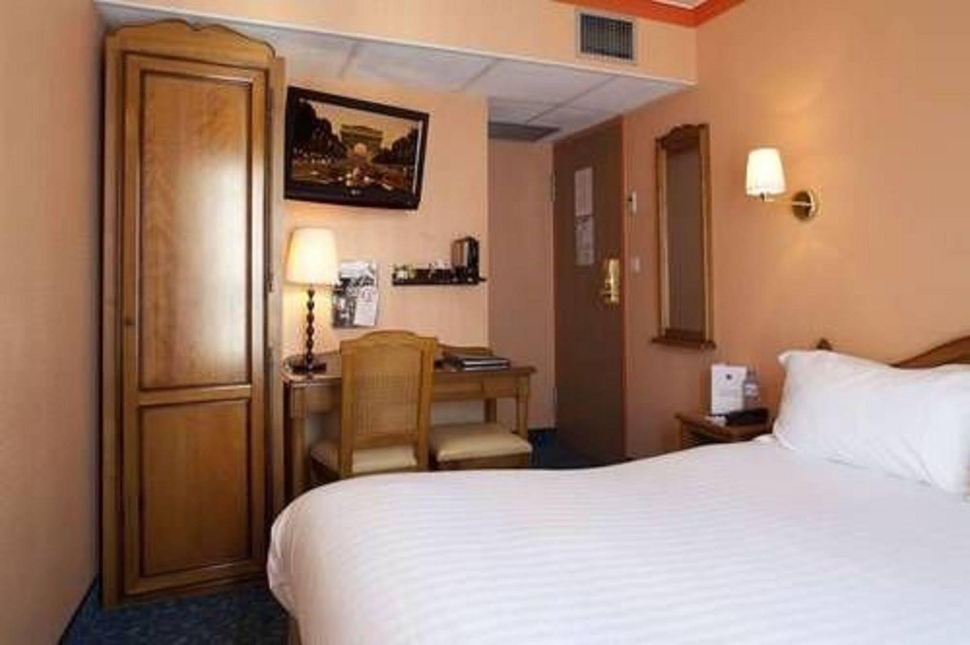 Hotel Aurore Paris Gare De Lyon Esterno foto